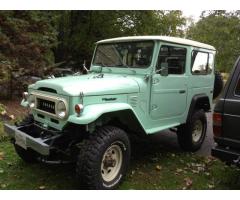 1974 Land Cruiser FJ40 Fuel Injected 5-speed